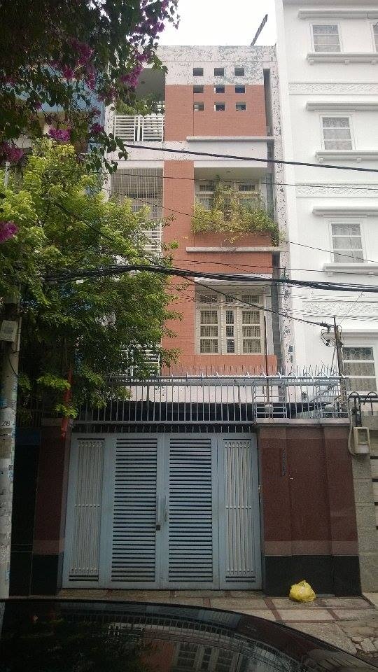 Cho thuê nhà mặt tiền đường Nguyễn Chí Thanh, phường 4, quận 10, Hồ Chí Minh