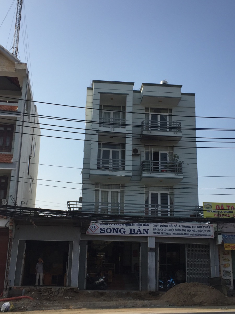 Cho thuê nhà MT: 12.5 x 20 m, 3 lầu đúc, 1 hầm, Lê Văn Việt, Phường Tăng Nhơn Phú A, Quận 9