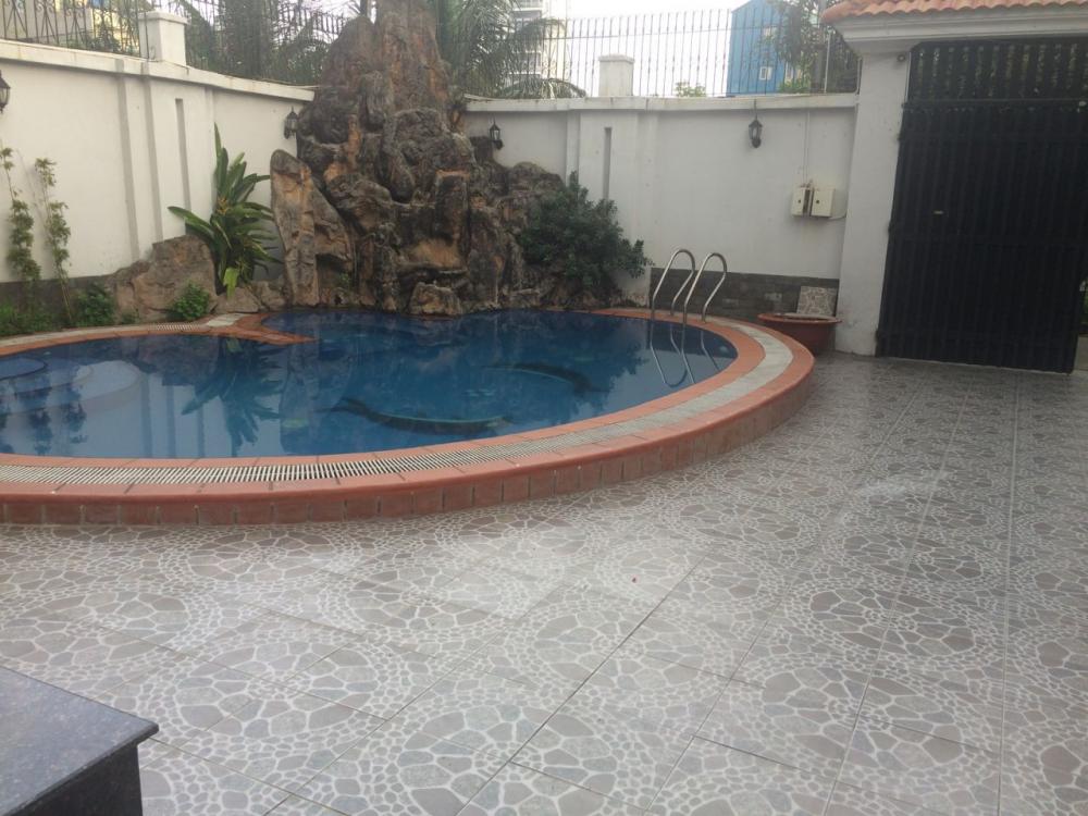 Villa có hồ bơi cho thuê bên tHảo Điền