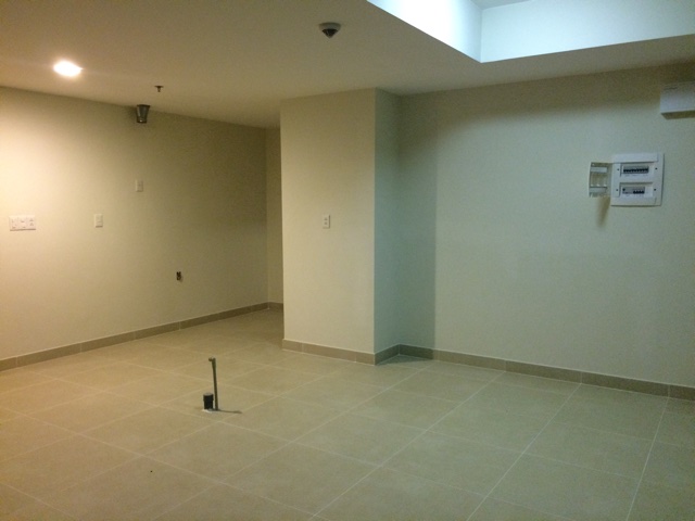 Cho thuê căn hộ Masteri tháp 2, 4PN, 200m2, nội thất dính tường