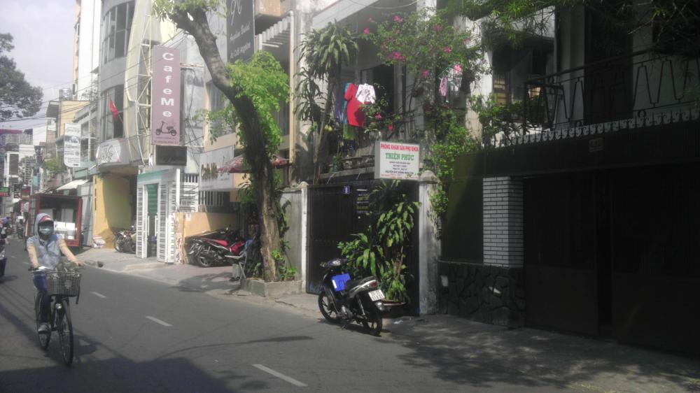 Cho thuê nhà hẻm lớn đường Triệu Quang Phục, Phường 10, Quận 5, Hồ Chí Minh