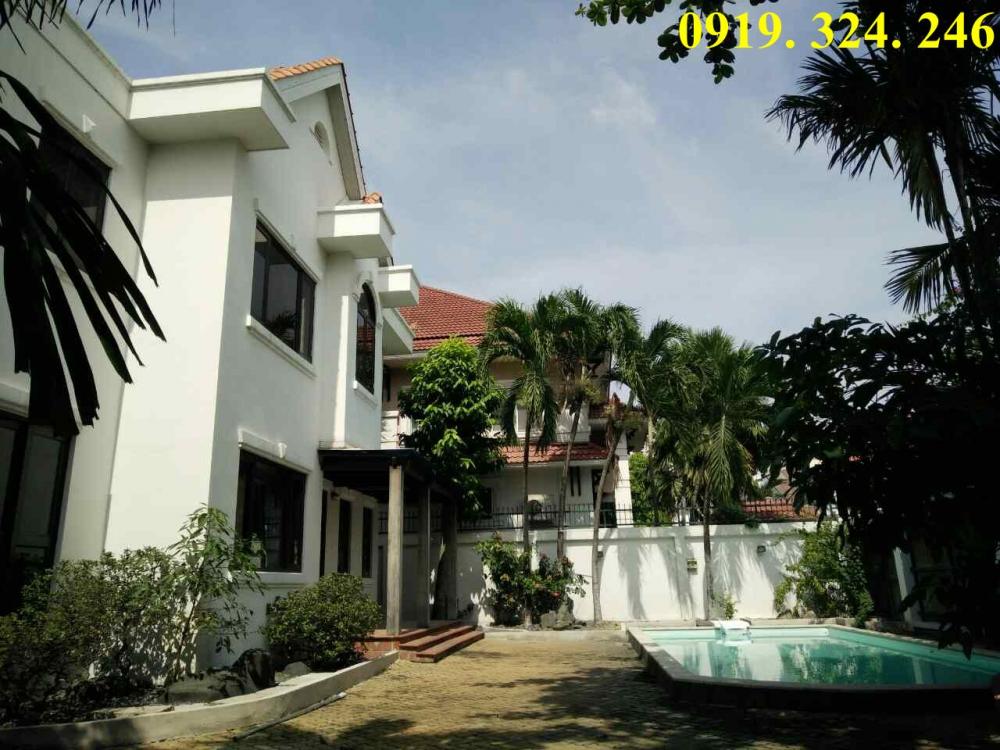 Cho thuê villa nguyên căn sân vườn hồ bơi đường Trần Não, quận 2
