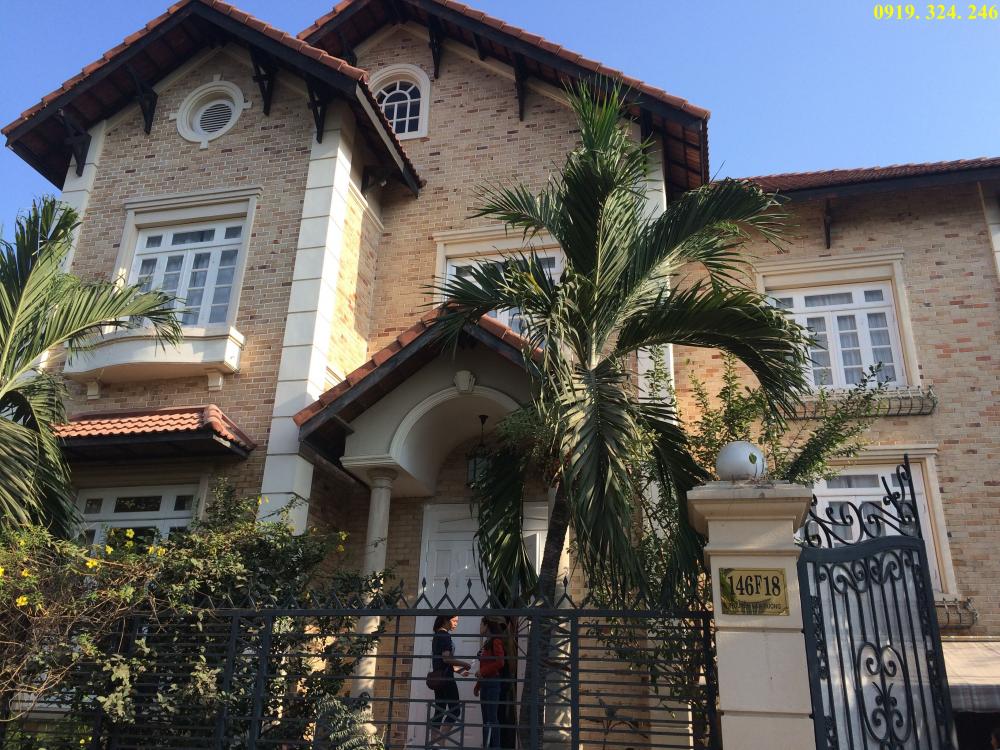 Cho thuê villa compound Nguyễn Văn Hưởng 5PN, đủ nội thất, giá 113.68 triệu/th
