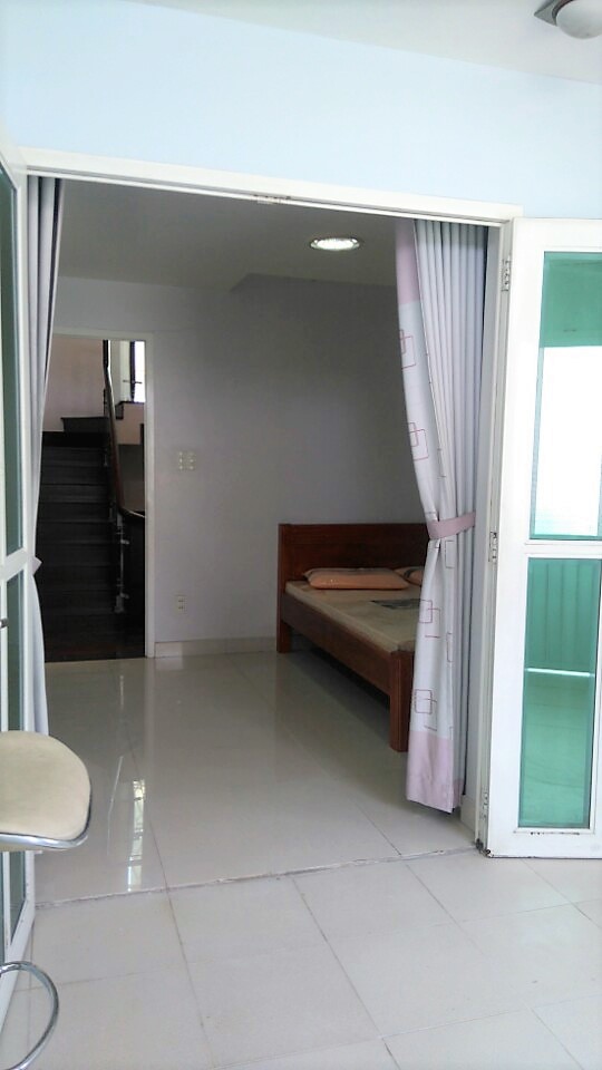 Căn hộ đầy đủ nội thất khu vực Hoàng Văn Thụ, giá chỉ 5.5tr/th. 0932.759.594