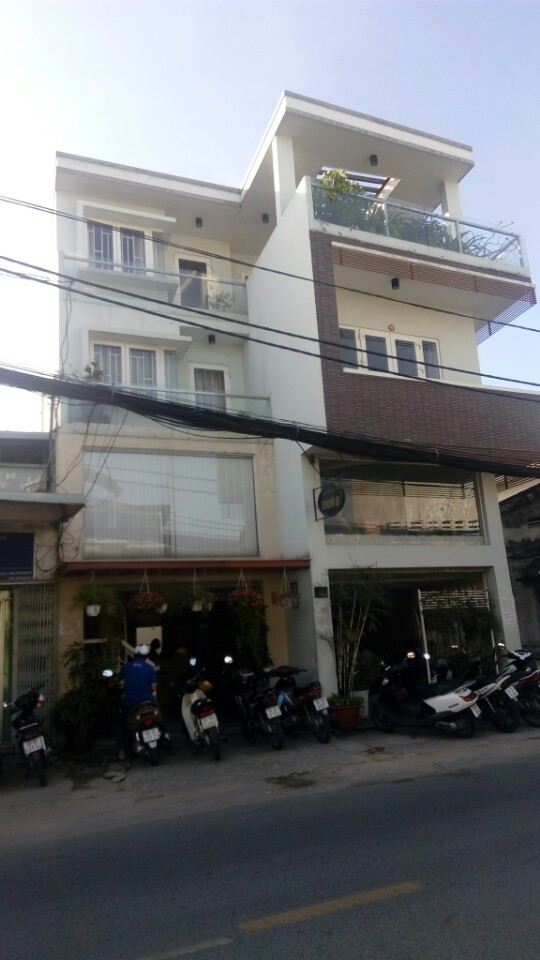 Nhà mặt tiền đường Nguyễn Văn Đậu, Quận Bình Thạnh