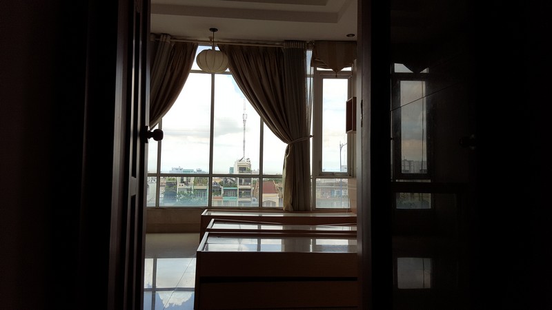 Căn hộ mini NTCC nằm ngay đại lộ Võ Văn Kiệt, Q5 gần chợ sỉ, phòng gồm có 1 phòng ngủ và 1 nhà ăn