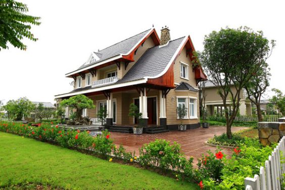 Cho thuê nhà villa sân rộng thích hợp làm cafe sân vườn ở Thảo Điền