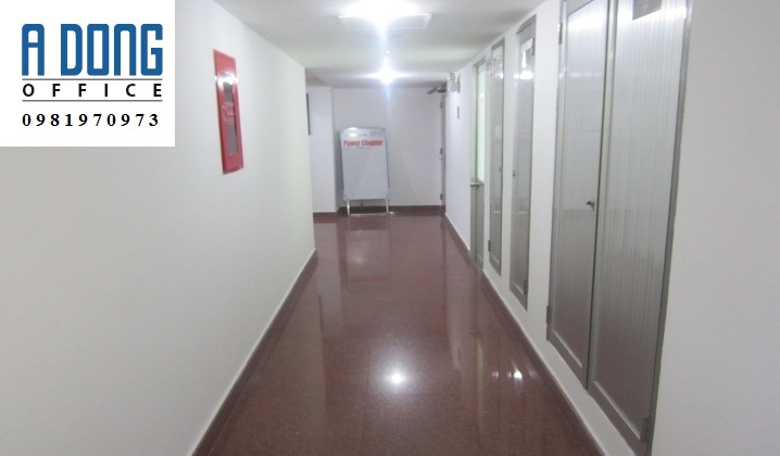 Cho thuê văn phòng tại đường Nguyễn Thị Minh Khai, Q3, DT: 120m2, giá: 408.96 nghìn/m2/tháng