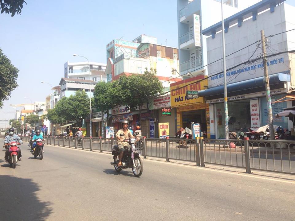 Nhà cho thuê ngay khu vực tập trung nhiều thương hiệu lớn đường Hòa Bình, Tân Phú