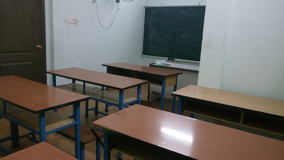 AVAILABLE CLASS ROOM FOR RENT