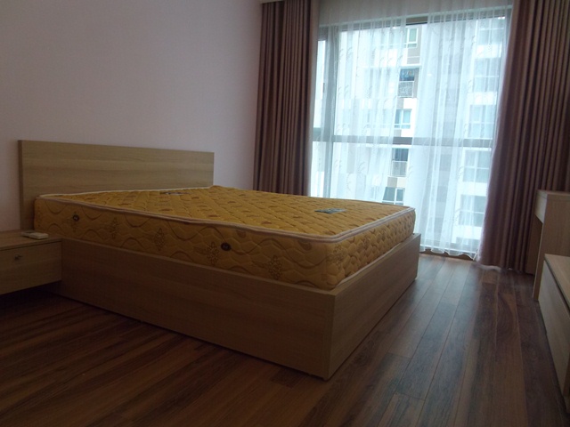 Cho thuê căn hộ chung cư Botanic, Phú Nhuận. 4 phòng ngủ nội thất cao cấp, giá 27 triệu/tháng