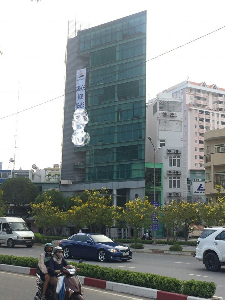 Cho thuê tòa nhà 2 mặt tiền đường Nguyễn Hữu Cảnh, đối diện dự án Vinhomes Central Park
