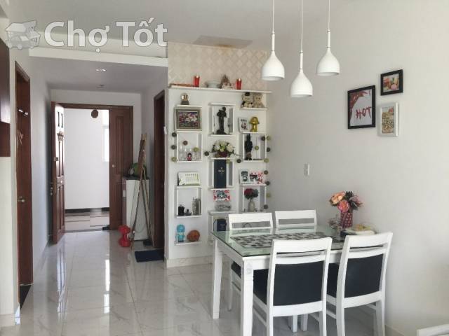 Cho thuê CH Central Plaza - Tân Bình - 2PN , giá chỉ 12 tr/tháng . Căn hộ có hồ bơi , gym , đối diện chợ , gần sân bay.