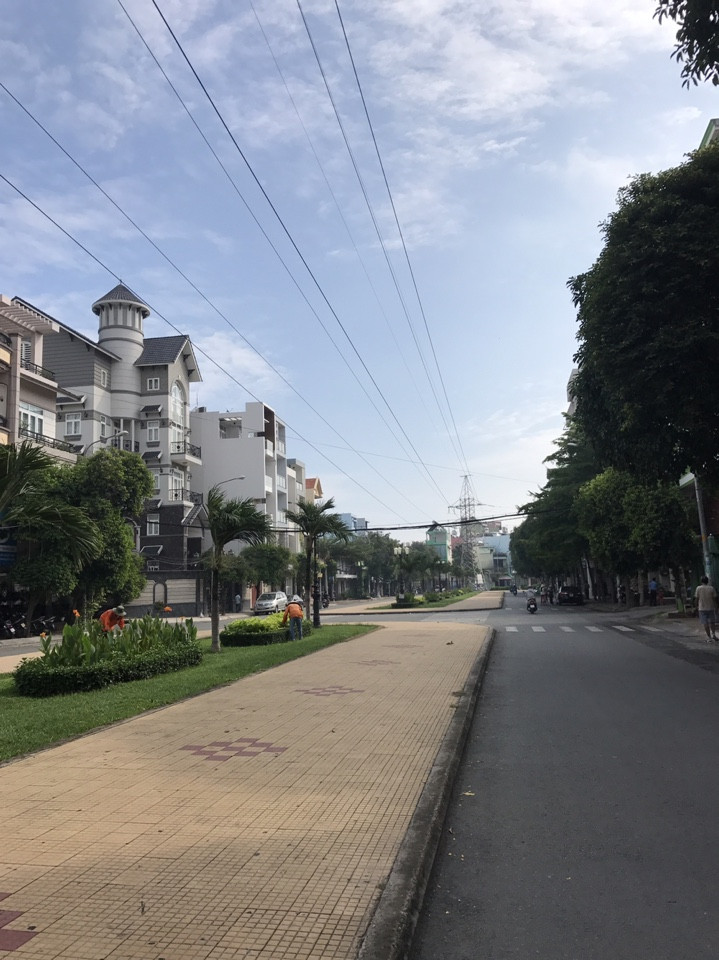Cho thuê biệt thự đường Nguyễn Thế Truyện, dt: 8x26m, gía: 40 triệu/ tháng, P. Tân Qúy, Q. Tân Phú
