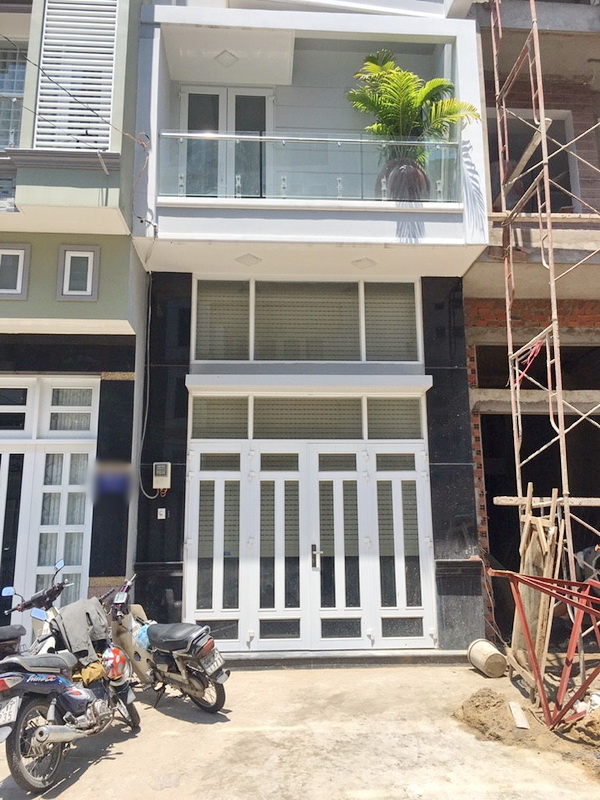 Cho thuê nhà phố 3.5 lầu đường 8m P. Phú Thuận, Quận 7