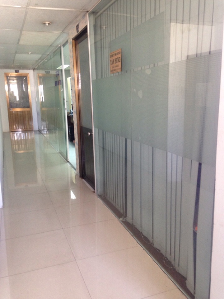 Cho thuê văn phòng Q. 3, Lộc Lê Building, Nguyễn Thị Minh Khai, 120m2- 20 triệu/tháng, 0964151316