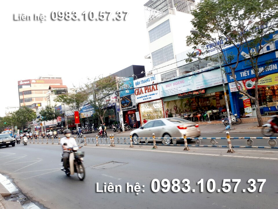 Cho thuê mặt tiền Nguyễn Thị Thập DT: 10x35m và 8.5x30m và 4x25m giá tốt. LH 0983105737