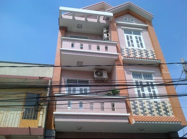 Cho thuê nhà nguyên căn mặt tiền Đỗ Xuân Hợp, Phú Hữu, Quận 9