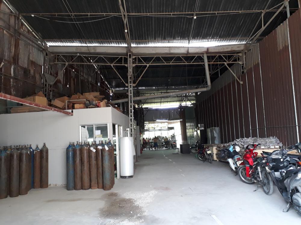 Cho thuê kho xưởng 350m2 Quận 7 đường Nguyễn Văn Quỳ xa khu dân cư làm nhà xưởng gỗ, cơ khí được