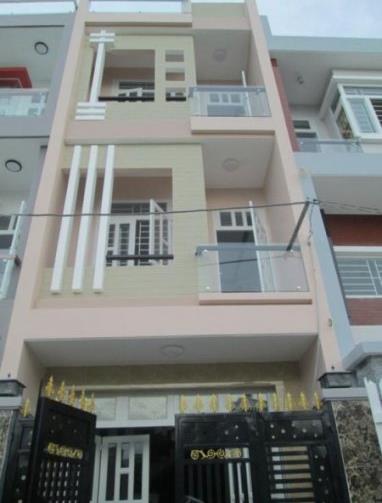 Cho thuê nhà phố mặt tiền đường Nguyễn Hoàng, 1 trệt 3 lầu, giá 25 triệu/tháng. LH Yến 0903 989 485