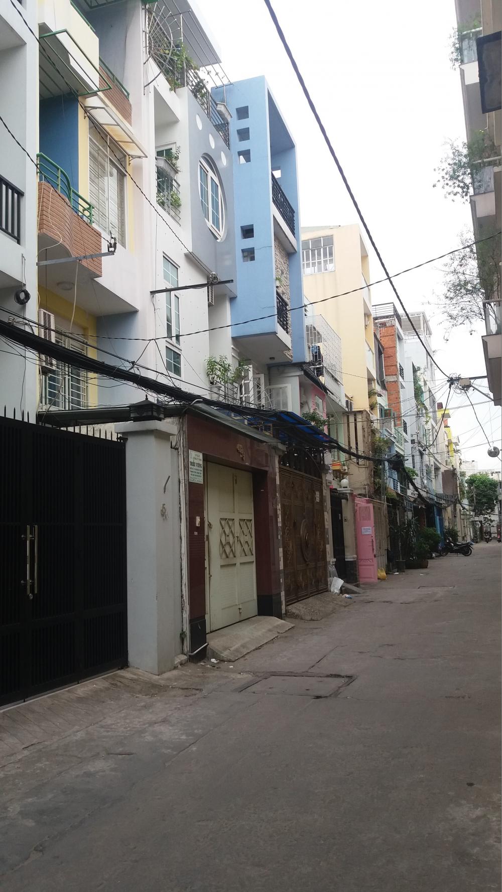 Cho thuê nhà hẻm 2A Nguyễn Thị Minh Khai, 6m x 20m, trệt, 2 lầu, sân thượng