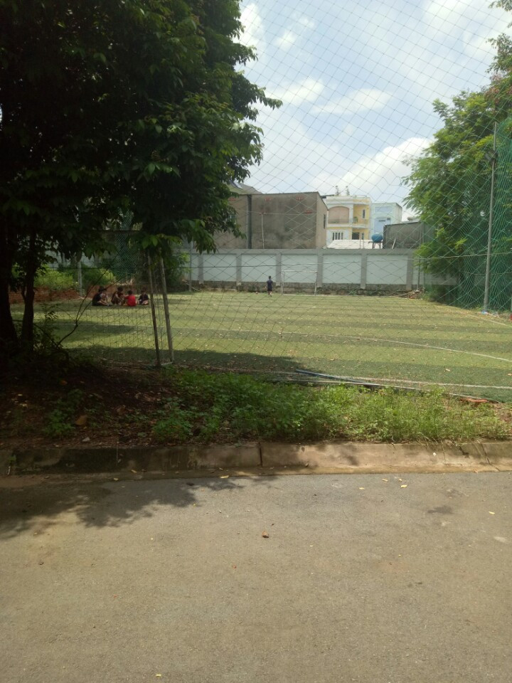 Cần sang gấp sân bóng đá mini cỏ nhân tạo ở P. Bình Thọ, Q. Thủ Đức