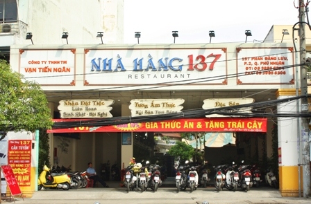 Cho thuê nguyên căn 2 mặt tiền đường Phan Đăng Lưu, Phường 03, Quận Phú Nhuận