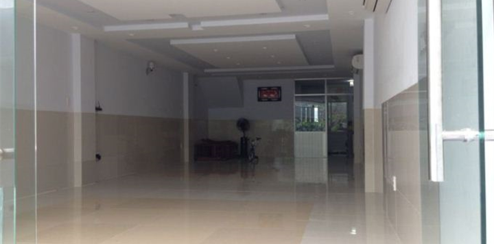 Cho thuê nhà 12C Nguyễn Thị Minh Khai, 20m x 5m, trệt, 3 lầu, mới