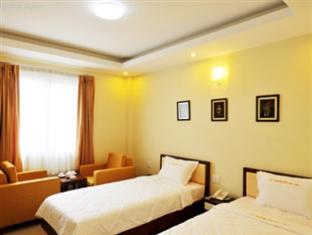 Cho thuê khách sạn Hưng Phước 3 gồm 35 pn cho thuê 240 triệu/tháng, khách sạn mới 100%