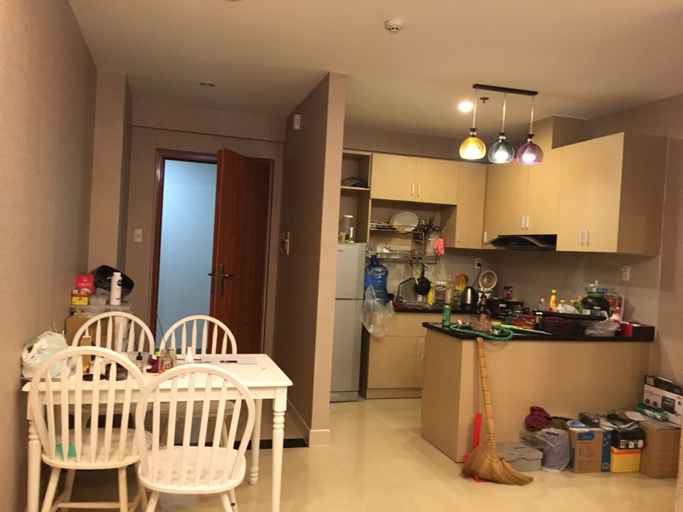 Cho thuê căn hộ Hưng Phát, 2 pn, có ban công, nội thất đầy đủ, LH 09093859887