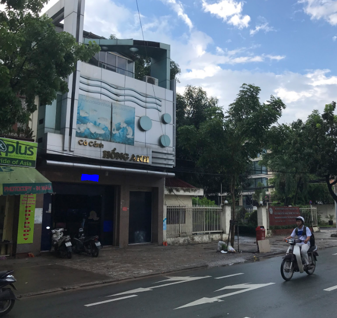 Cho thuê nhà nguyên căn mặt tiền đường Nguyễn Đình Chiểu, Phường ĐaKao, Quận 1.