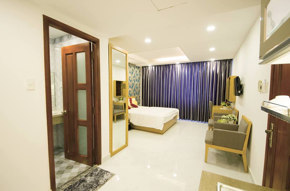Cho thuê căn hộ tại đường Hoàng Văn Thụ, Phường 4, Tân Bình, Tp. HCM, diện tích 50m2, giá 10 tr/th