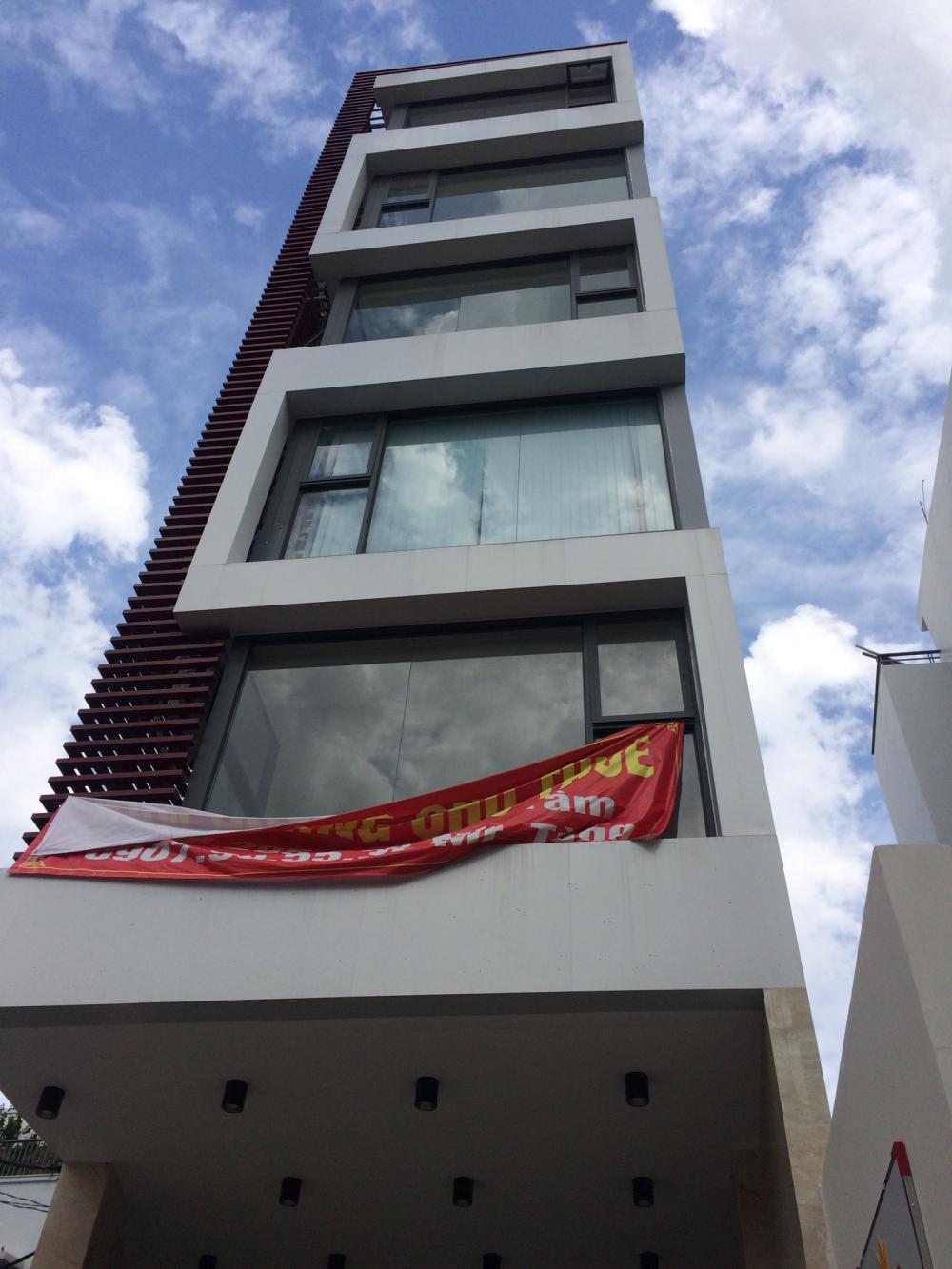 Văn phòng cho thuê giá rẻ tòa nhà WINHOME Q. Phú Nhuận , DT 58m2 giá 19tr/th. Quản lý: 093 412 4102