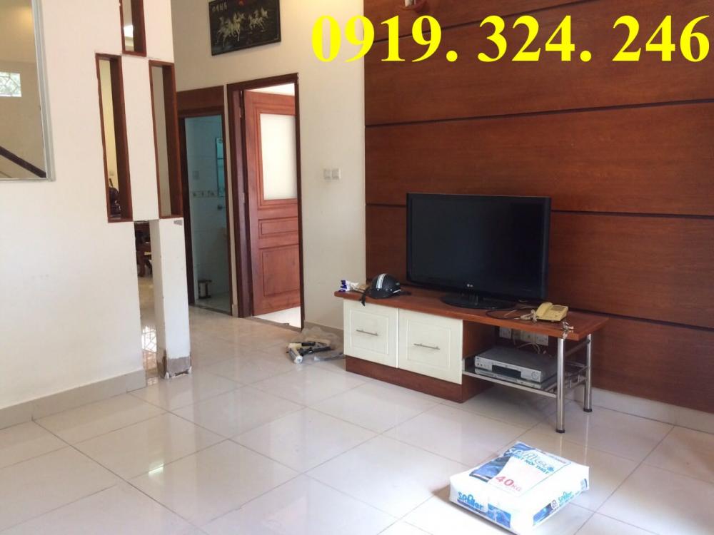 Cho thuê nhà phố Thảo Điền, 5PN, đủ nội thất, giá 30 triệu/th