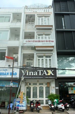 Cho thuê nhà nguyên căn mặt tiền đường Hoa Trà, phường 7, quận Phú Nhuận