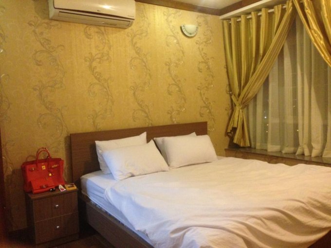 Cho thuê căn hộ chung cư căn hộ cao cấp New Saigon (Hoàng Anh 3), TP. HCM DT 121m2 giá 12tr/tháng