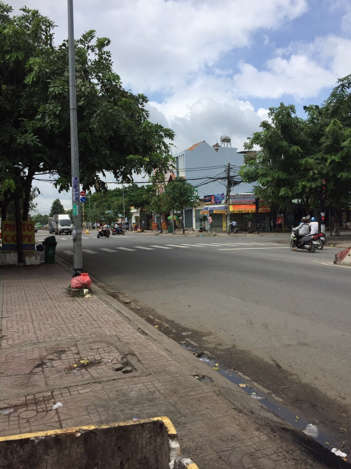 Cần sang lại mặt bằng đang kinh doanh quán bún bò đường Lê Thị Riêng, phường Thới An – Quận 12
