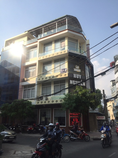 Cho thuê nhà mặt phố tại đường Tôn Đức Thắng, phường Bến Nghé, Q1, Tp. HCM. DT 110m2, 184. Tr/th