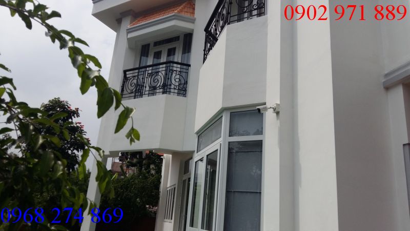 Cho thuê villa đường Nguyễn Văn Hưởng, P.Thảo Điền, Q2