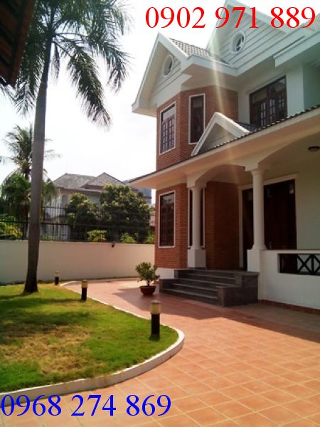 Cho thuê villa đường 34, P.Bình An, Q2.  600m2, giá 63 triệu/th