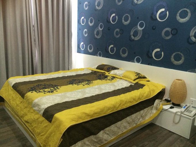 Cho thuê căn hộ chung cư Hà Đô Nguyên Văn Công - 2 phòng ngủ , Full nội thất , diện tích lớn nhất . tel 0906887586