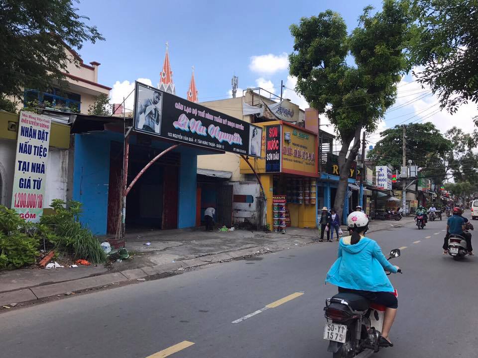 Cho thuê mặt bằng riêng biệt Nguyễn Văn Quá, Quận 12, ngay khu sầm uất thương hiệu kinh doanh