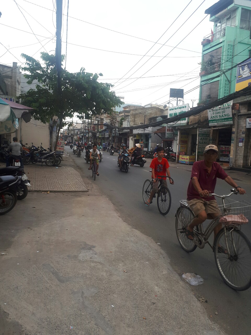 Cho thuê nhà mặt tiền Nguyễn Oanh, Phường 17, Quận Gò Vấp, 3 lầu