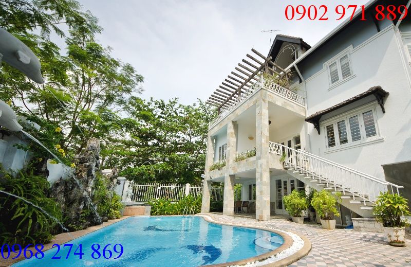 Villa 1000m2, đường Nguyễn Văn Hưởng, P.Thảo Điền, Q2 cần cho thuê, giá 168 triệu/tháng