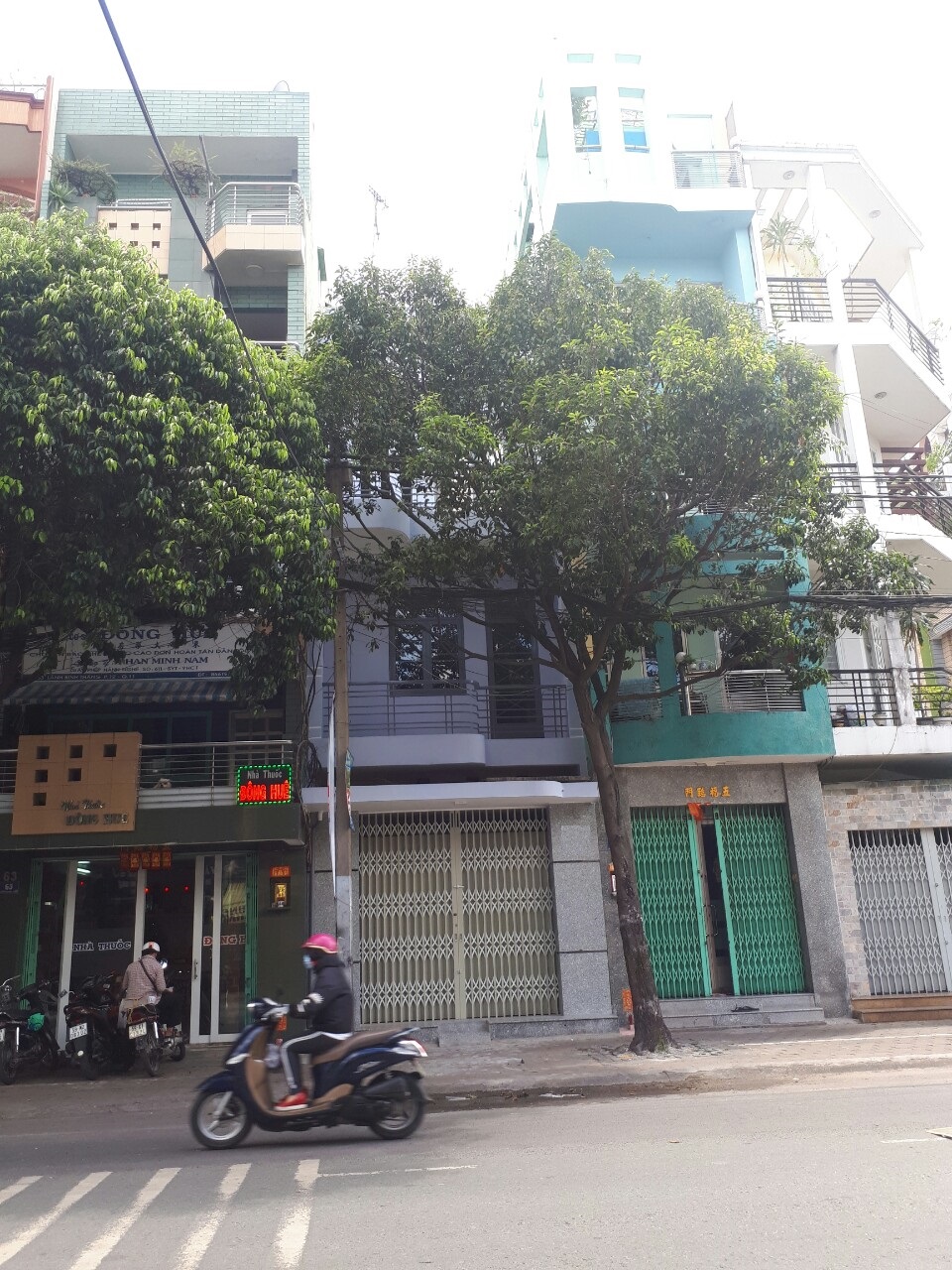Cho thuê nhà nguyên căn mặt tiền Lãnh Binh Thăng, P12, quận 11, diện tích 4 x13 m, 52 m2