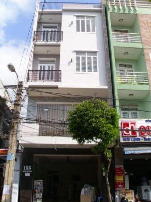 Cho thuê nhà 2 mặt tiền Nguyễn Văn Đậu, P. 7, DT 4x21m, 3 tầng, giá 39tr/tháng