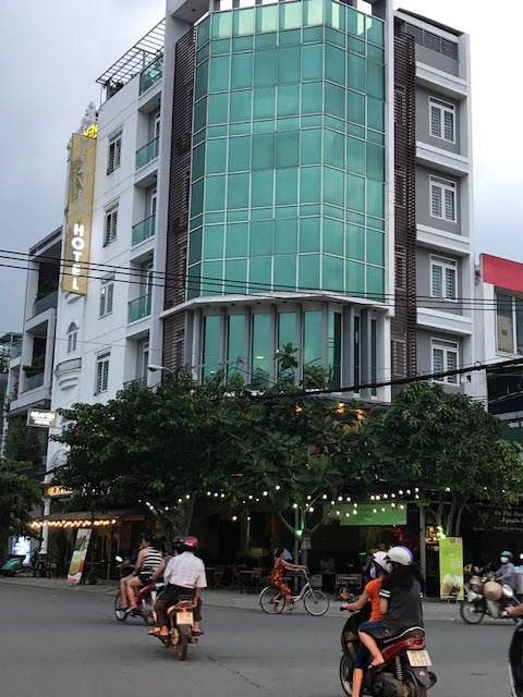 Cho thuê nhà MT Lê Đức Thọ, Gò Vấp, 6 tầng, mới 100%