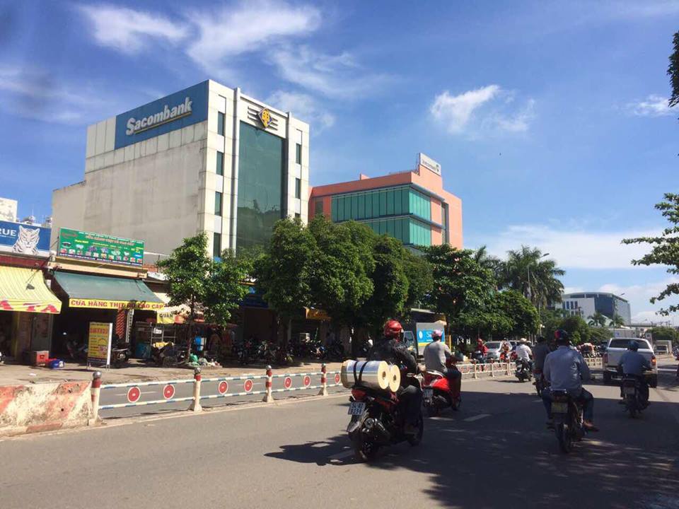 Cho thuê nhà góc 2 mặt tiền ngay khu sầm uất ăn uống đường Tây Thạnh, Quận Tân Phú