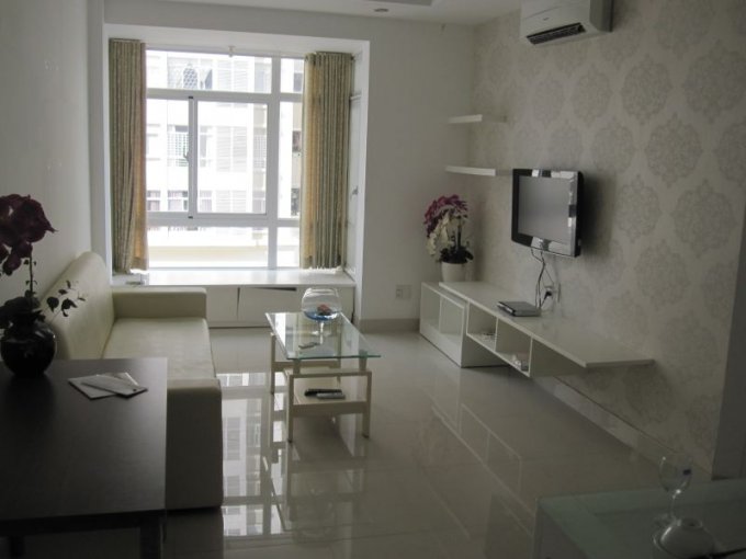 Cho thuê chung cư Carillon Apartment, Tân Bình, DT: 84m2, 2PN, nội thất cơ bản. LH 0906887586, Quân