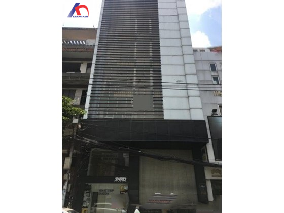 Cho thuê tòa nhà MT Nguyễn Thượng Hiền, Q. 3, DT: 9x20m, trệt, 4 lầu, 16 phòng. Giá: 105 triệu/th